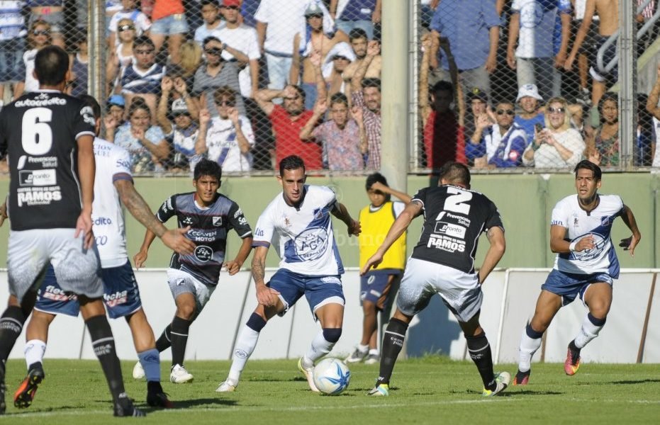 Clásico salteño: Juventud y Central no pasaron del cero