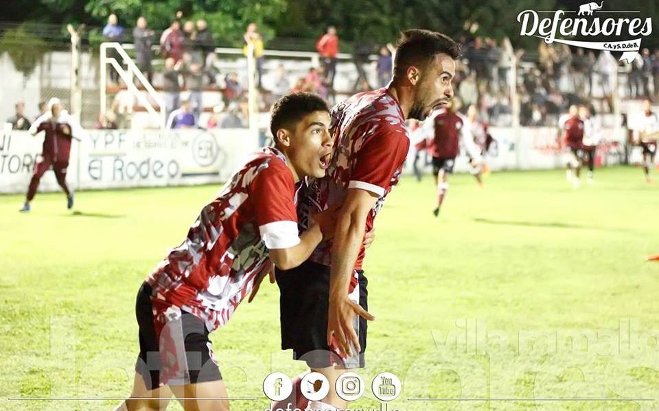 Bielkiewickz se va de Defensores