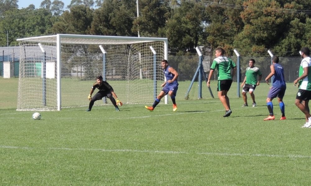 Alvarado siguió sumando rodaje ante Banfield