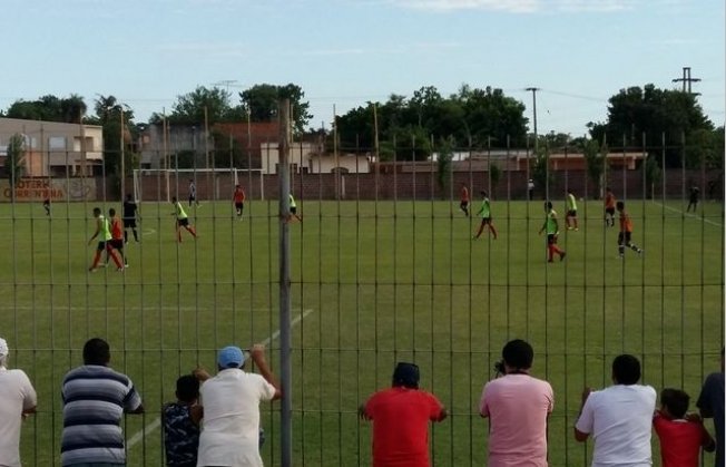 Empate amistoso de For Ever ante Boca Unidos
