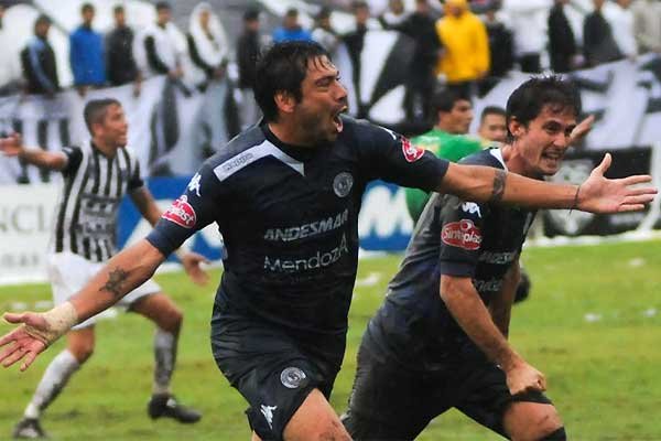 Pereyra: «Tenemos que buscar el ascenso, se da por decantación»