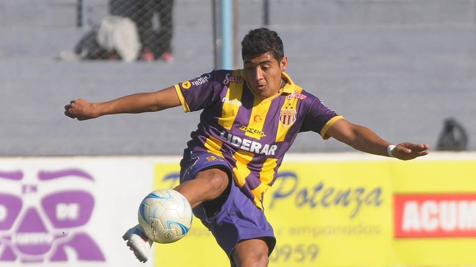 Apuñalaron a un jugador de Tiro Federal mientras estaba yendo al entrenamiento