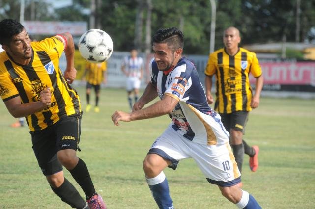 Talleres de Perico dejó en el camino a Brown de Lules y sigue en la competencia