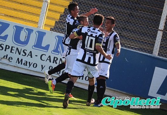 En los panales, Cipolletti dejó afuera a Deportivo Madryn