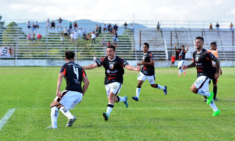 Zapla pasó por encima a Sportivo Patria