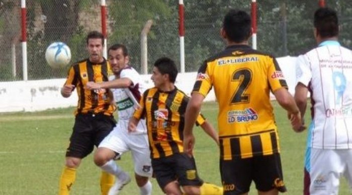Aconquija y Mitre empataron y la serie quedó abierta
