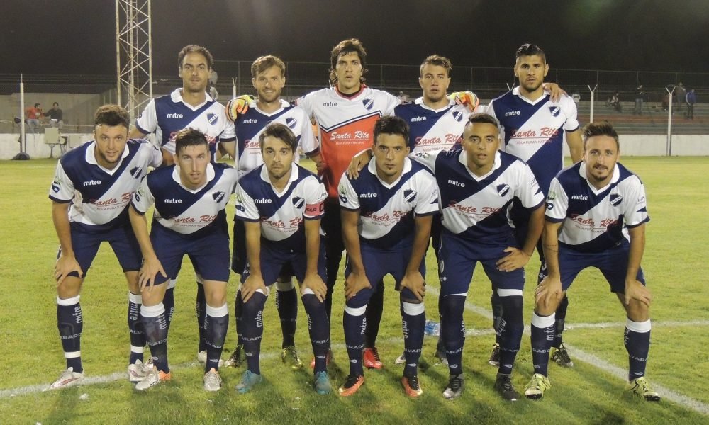 Alvarado busca su primer triunfo