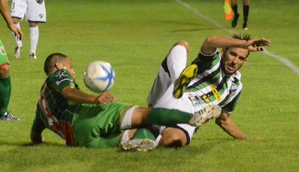 Villa Mitre no pudo cosechar contra Agro