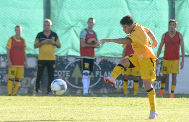 Flandria fue superior a Almagro pero tuvo que conformarse con el empate