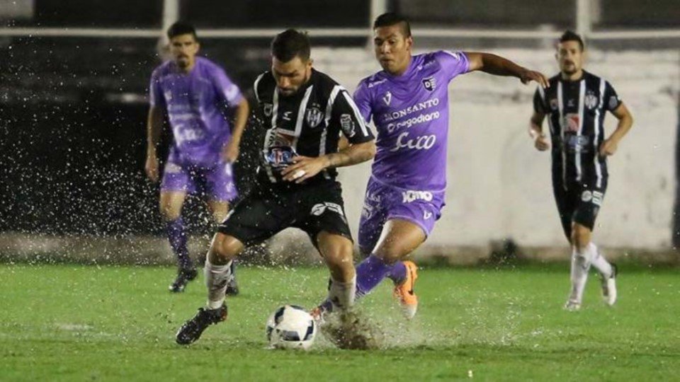 Lamberti: «Tenemos la chance hasta el final y nos aferramos a eso»