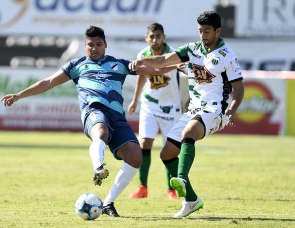 Con un mal arbitraje de Ceballos, Chicago se impuso sobre Brown de Madryn