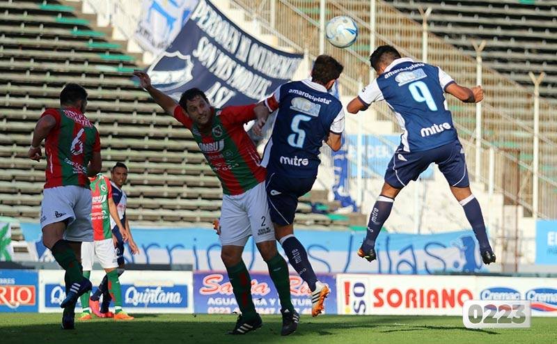 Alvarado recuperó la sonrisa y ahora espera por Villa Mitre