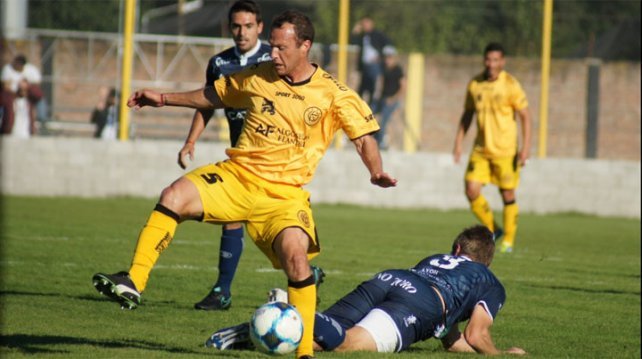 La Lepra perdió con un rival directo y tiene un panorama complicado