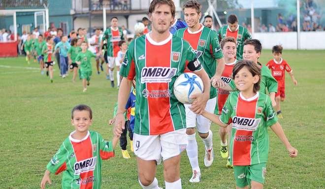 Resultado de imagen para agropecuario argentino urquijo interior futbolero