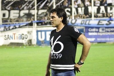 Gorostidi: «Creo más en una idea de juego que en armar un equipo con figuras»
