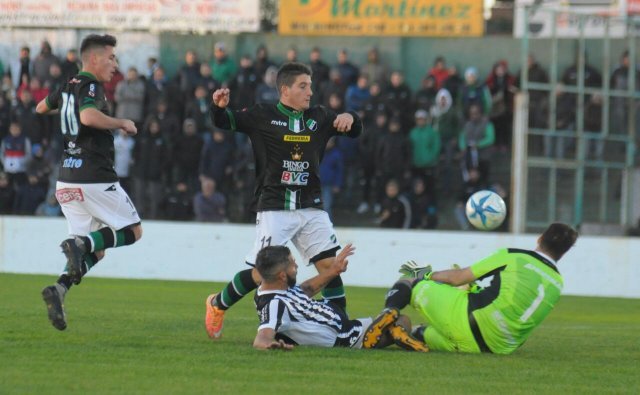 Villa Mitre se quedó con el primer choque ante Gimnasia