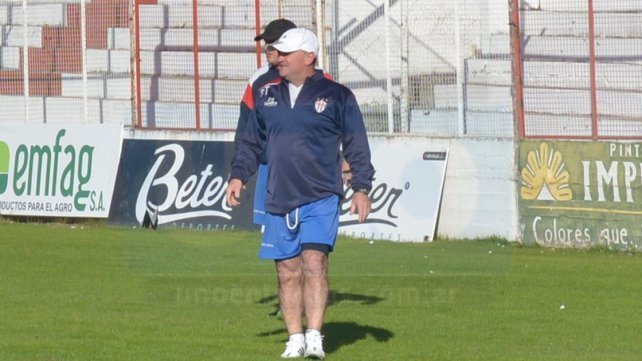 Cervilla ya no es el DT de Atlético Paraná