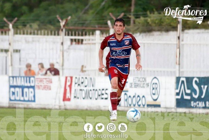 Mantia se convirtió en jugador de Alvarado