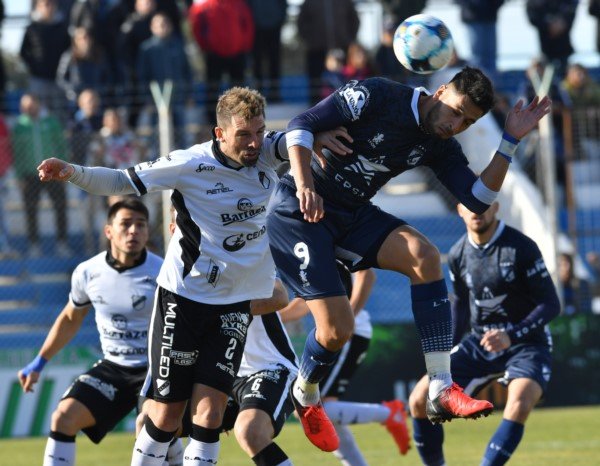 Brown no pudo con All Boys