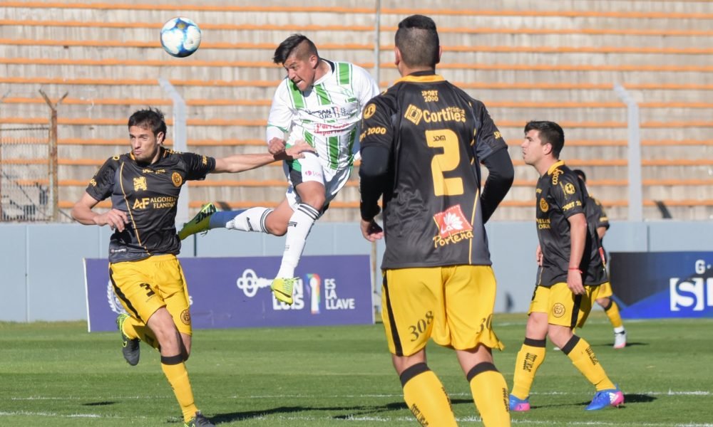 Estudiantes no pudo con Flandria y se complica con el descenso