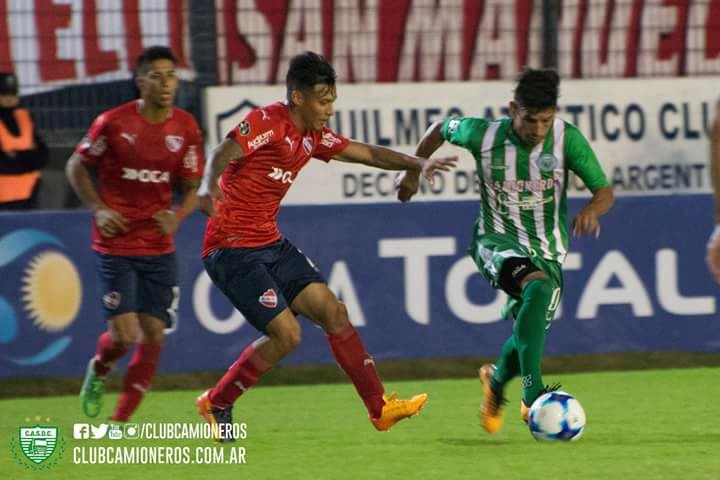 Cáseres: «Tenemos el compromiso de ascender»