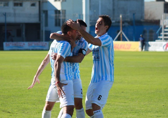 Juventud de Gualeguaychú ganó y toma aire