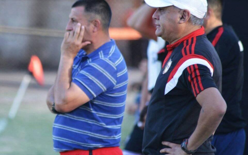 Andino se quedó sin DT