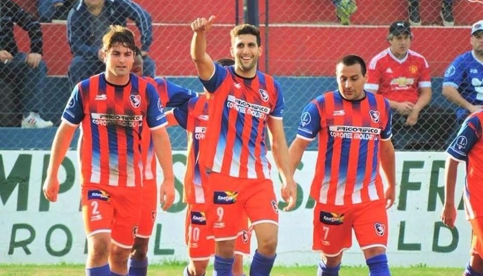 Pablo Acosta ya es merengue y Zapla sigue sumando
