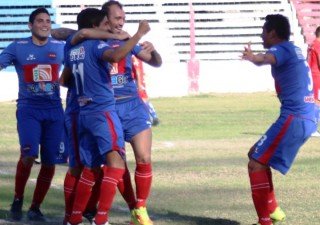 Valori: «Queremos llevarlo al club hacia otra categoría»