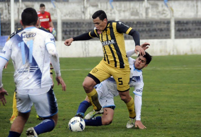 Puch y Zárate se suman a Flandria