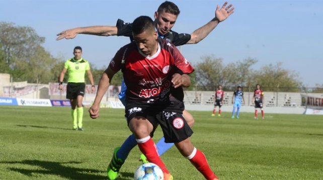 Huracán Las Heras perdió de local ante Estudiantes de Río Cuarto