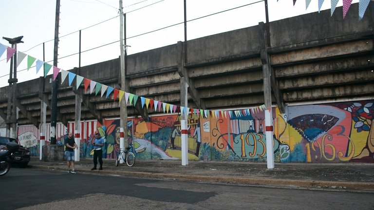 Pasión pintada: Guaraní inauguró un mural en su estadio
