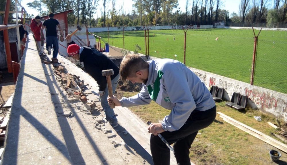 Sansinena continúa acondicionando su estadio para su debut en el Federal A
