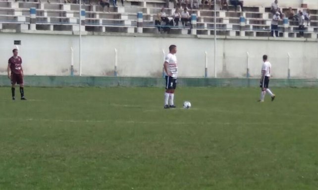 Unión Aconquija empató sin goles ante Huracán Las Heras