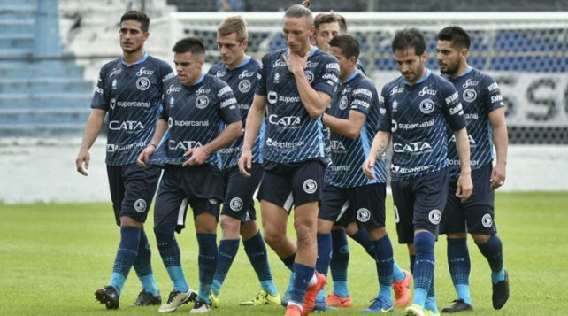 Independiente Rivadavia cayó ante Almagro
