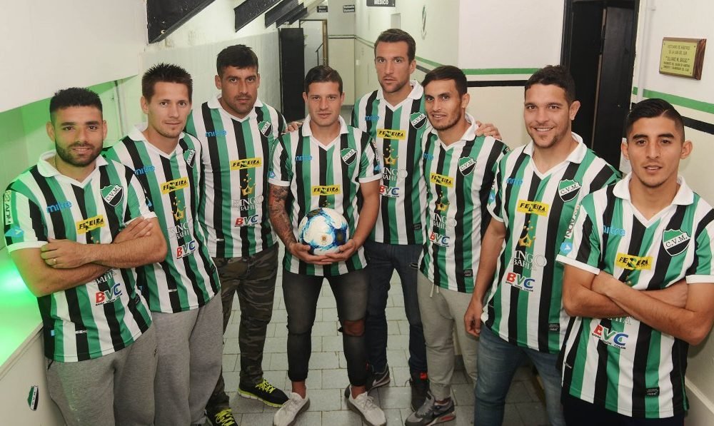 Villa Mitre, con ocho jugadores nuevos y la ilusión de siempre