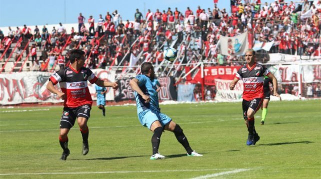 Gutierrez le ahogó la fiesta sobre la hora en el clásico a Maipú