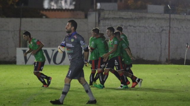 Maipú empató en uno contra el líder Juventud Unida de San Luis
