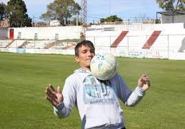 Chitero: «Somos los únicos invictos y nos ilusionamos con clasificar»