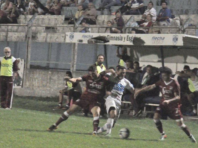 Gimnasia lo dejó escapar en el final