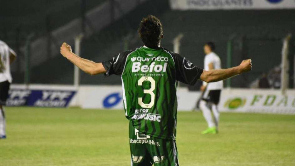 Sarmiento se sacó la espina y ganó por primera vez en el torneo