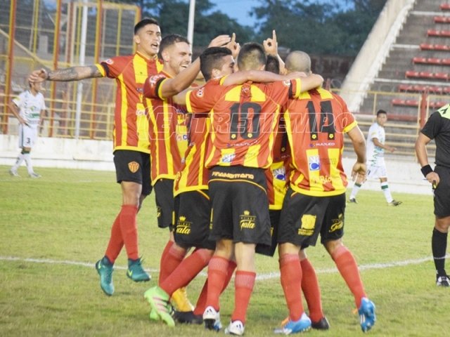 Sarmiento sigue ganando y se encamina a una clasificación temprana