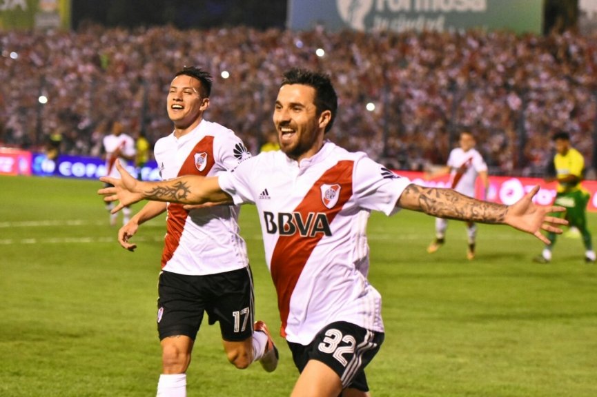 River goleó a Defensa y Justicia y sueña con retener el título