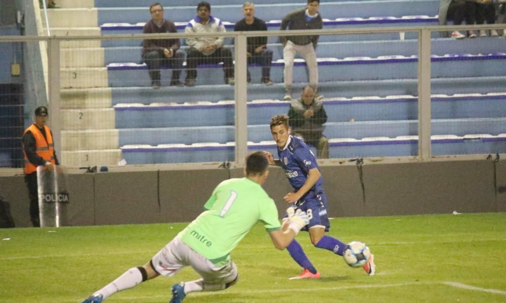 La Crema no pasó del empate ante Chicago