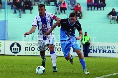 Estudiantes y Unión de Villa Krause no se sacaron ventajas en Córdoba