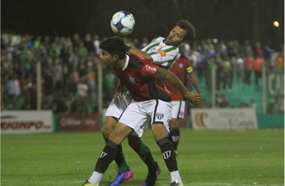 Desamparados y Gimnasia de Mendoza empataron sin goles en San Juan