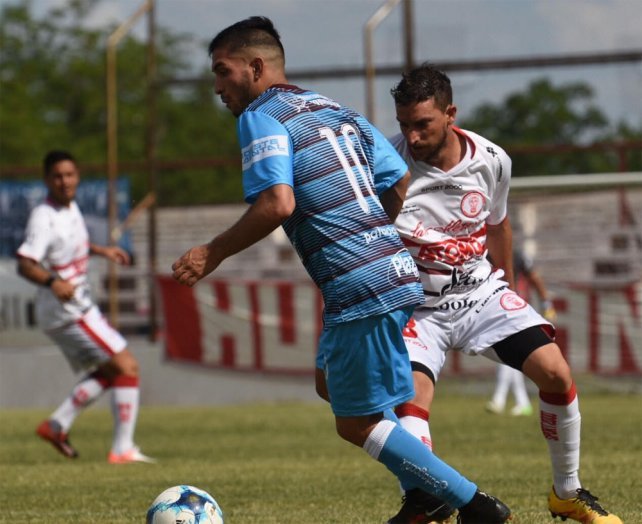 Huracán Las Heras y Unión Aconquija no se sacaron ventajas