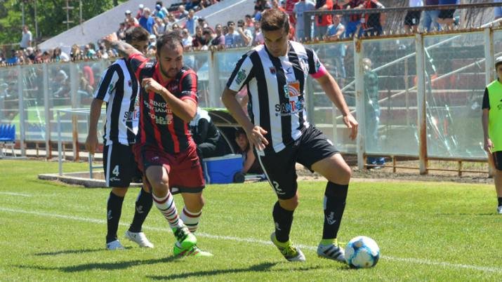 Triunfo agónico y punta para Central Córdoba