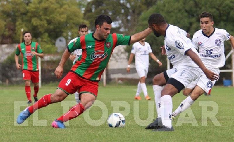Racing aguantó y avanzó