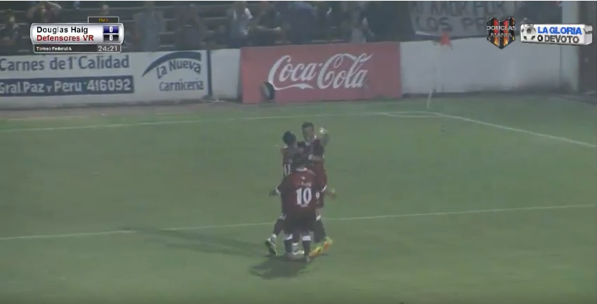 El Granate le dio otro golpe a Douglas